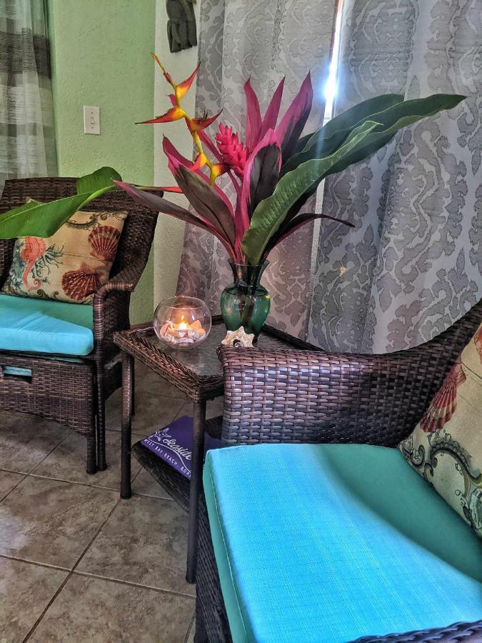 ويست باي Seaside Inn Roatan المظهر الخارجي الصورة
